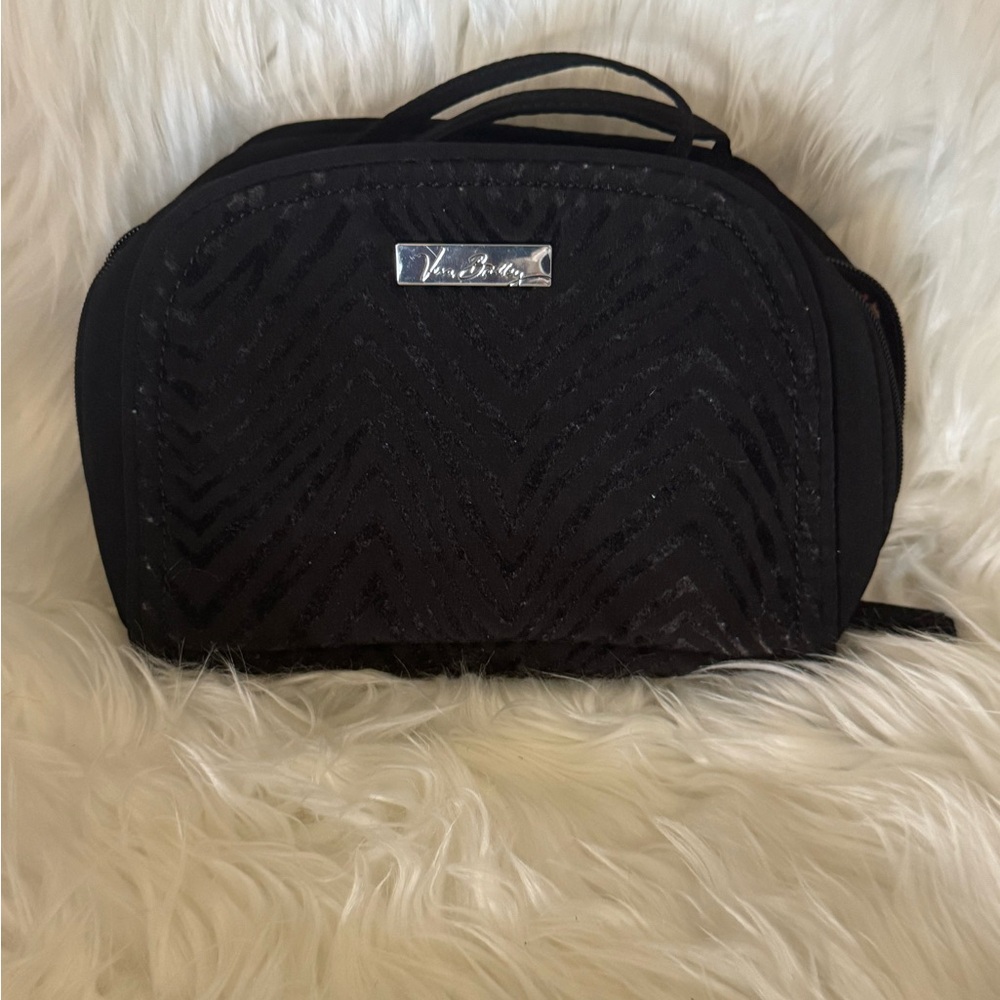 Vera Bradley Black Travel Jewelry Bag for Stylish Journeys